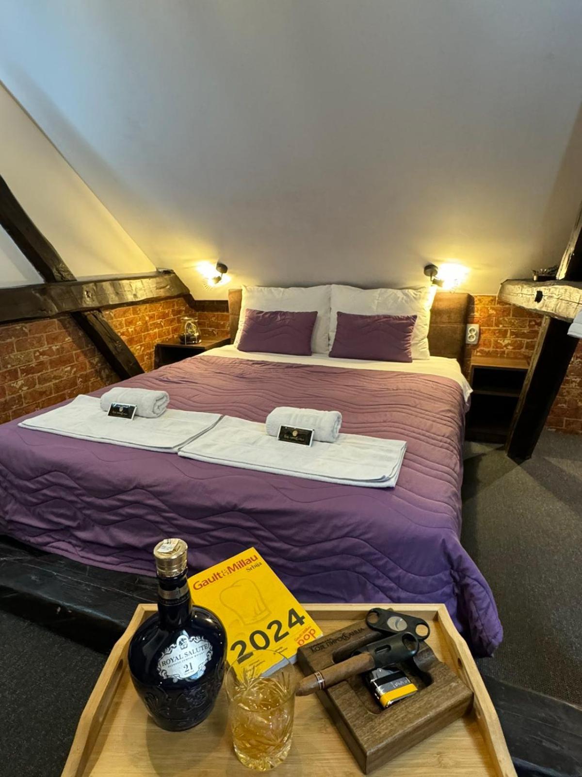 Pirocanac Rooms & Restaurant "Breakfast-Lunch-Dinner" Pirot Buitenkant foto