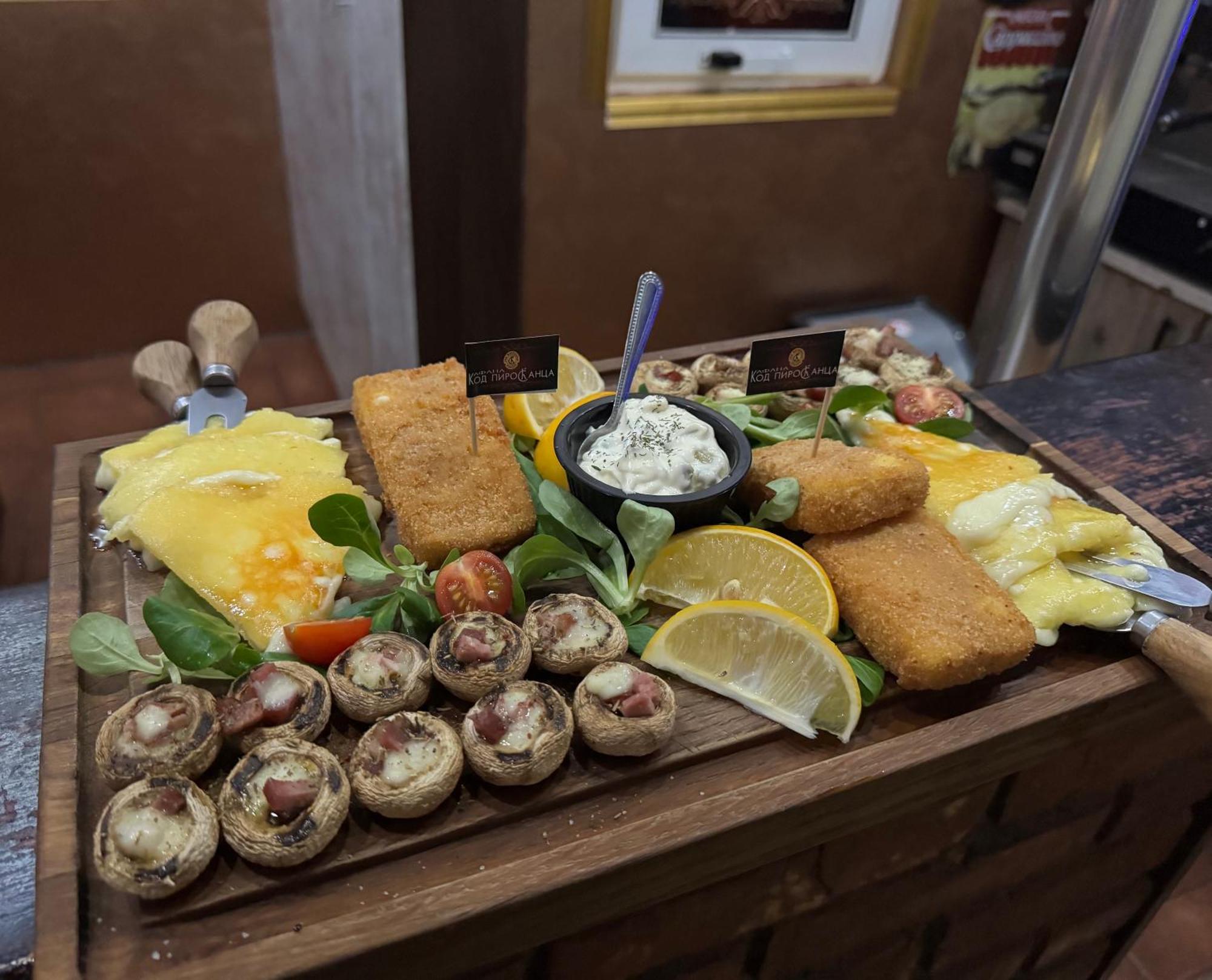 Pirocanac Rooms & Restaurant "Breakfast-Lunch-Dinner" Pirot Buitenkant foto